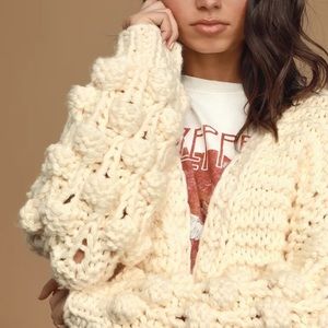 Pom Pom Balloon Sleeve Cardigan